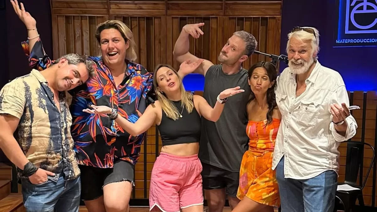 "Salimos como seis meses, él es abiertamente gay, pero no habla mucho de su vida privada"