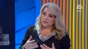"En las cartas lo dice": Latife Soto advierte terribles predicciones para Chile y el mundo en 2026