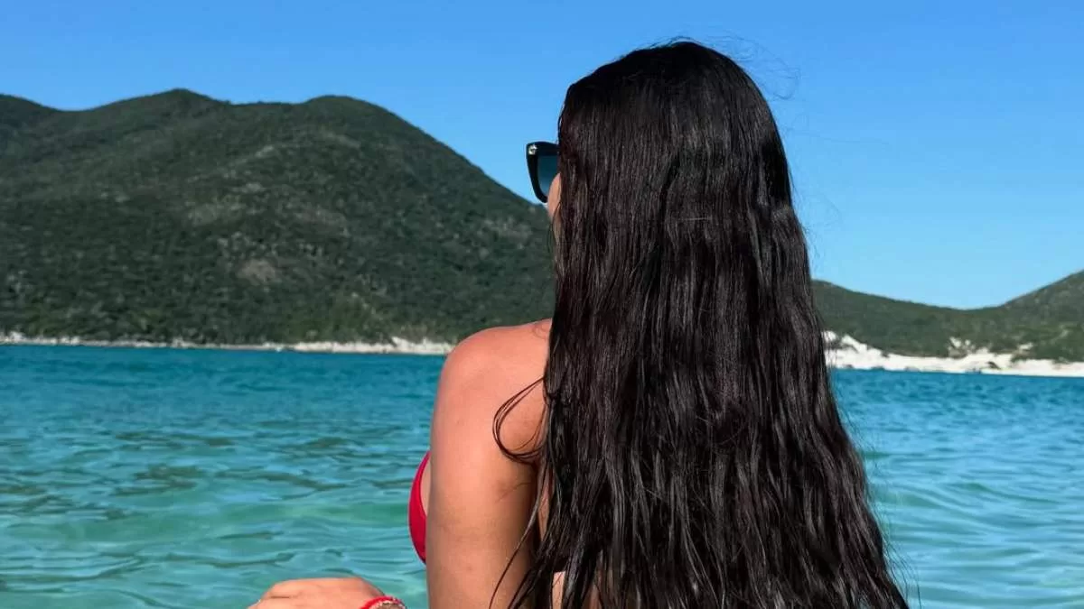 "Tan despectiva que hablas de las mecheras. No te vayan a pescar por ahí y te saquen la conch..."
