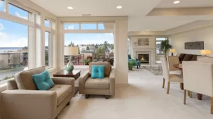 Visillos blancos: El secreto de los decoradores chilenos para iluminar tu living