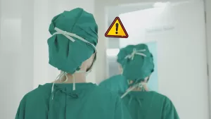 Muere reconocida figura del espectáculo tras someterse a una cirugía estética en una clínica ilegal: "Necesitamos ayuda"