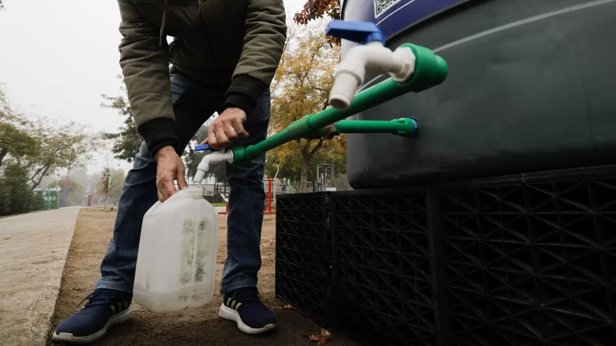 Corte de agua afectará a cuatro comunas de la Región Metropolitana por hasta 10 horas