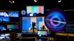 Exintegrante de Gran Hermano debutó como conductor de televisión: "Siempre he querido desempeñarme en otras cosas"