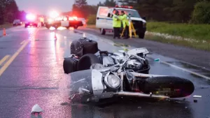 Muere reconocido cantante tras accidente en moto: "Su familia está desolada por esta trágica pérdida"