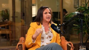 Periodista Mónica Pérez sorprendió al revelar las precarias condiciones en las que llegó a vivir: "Recogí un colchón de la calle"