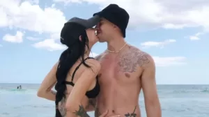Querida pareja de cantantes habría puesto fin a su relación tras años de romance: "Él quiere otra cosa para su vida"