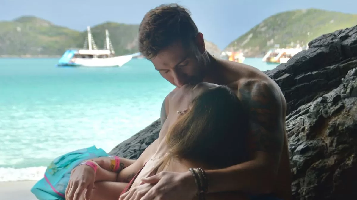 "Lo veo como algo de envidia": conocida pareja del espectáculo chileno alza la voz tras críticas a su relación