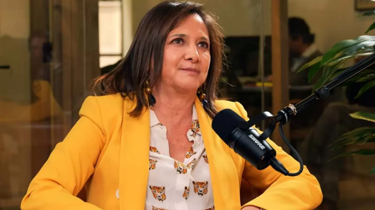 Mónica Pérez sorprende al revelar detalles de su desconocido primer marido: un importante periodista español