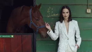 Somos La Percha celebra su primer aniversario con “Somos Mujeres”, una editorial inspirada en el legado de Coco Chanel