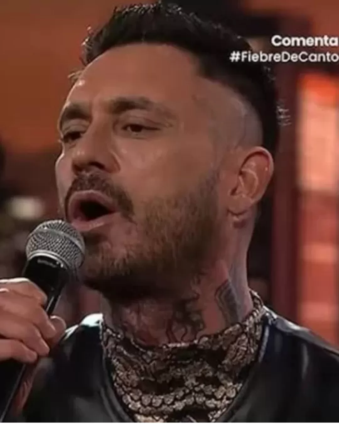 Mauricio Pinilla (2)