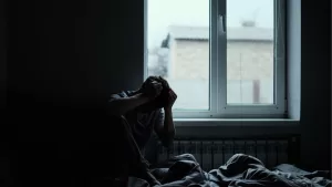 Hijo de actor reconocido en Chile filtra peticiones de su padre: "Me obligaba a repartir porros en sus fiestas"