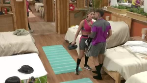 "Dijiste una h… súper fea que tiene que ver con la violencia que yo sufrí. Dijiste 'pum a ti', como te tiraron de la casa"