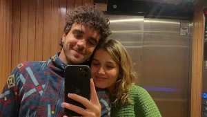 Fernanda Finsterbusch confiesa cómo comenzó su particular historia de amor: se flechó de un desconocido viendo TV