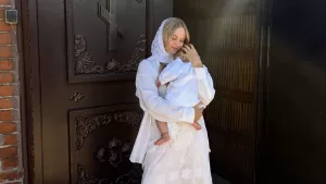 Alexandra Litvinova frena en seco a mujer que realizó polémico comentario sobre Alexis Sánchez: "Ténganlo presente..."