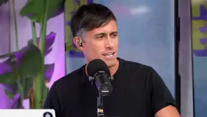Roberto Cox sorprendió con íntima confesión y recordó la atrevida foto que le envió una admiradora