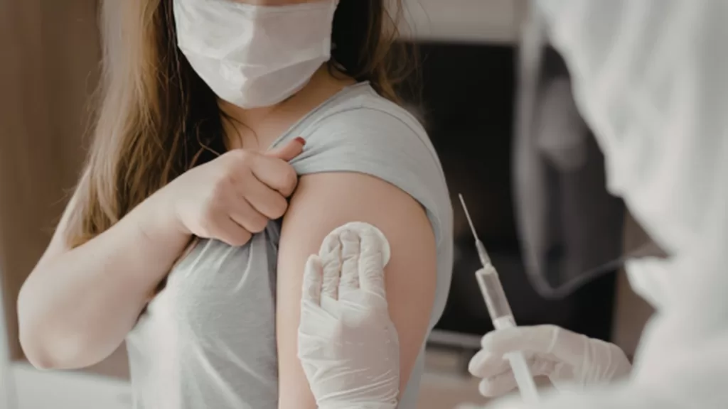 Vacuna contra el VPH: quiénes deben vacunarse y qué exámenes ayudan a prevenir el cáncer cervicouterino