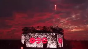 ¿Lo viste? Nubes en Santiago crearon una vista única en el concierto de BTS en Chile