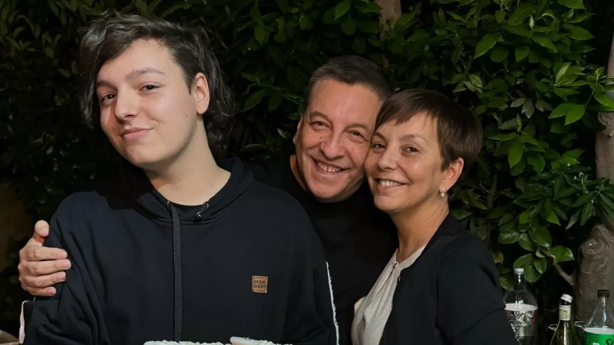 Hijo de Julio César Rodríguez y Fran García-Huidobro celebra aniversario con su pareja: "El más afortunado"