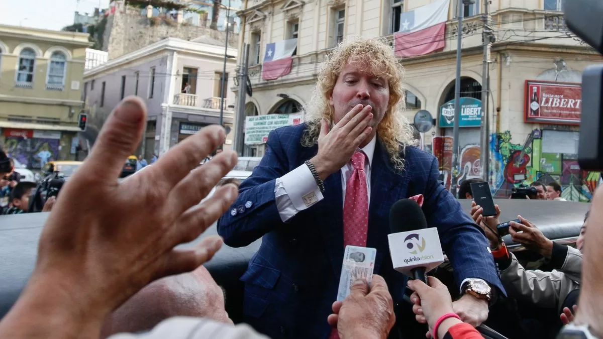 Leonardo Farkas habría dejado millonaria propina en restaurante durante visita a Chile: "Pidió tapa de lomo vetado"