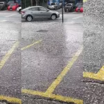Graban intensa lluvia y fuertes granizos en Las Condes: "De nuevo la misma mier..."