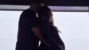 Querido rostro de CHV anunció el nacimiento de su primer bebé: compartió especial registro en la web