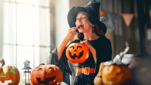 Halloween: estos son los dulces que más dañan los dientes de los niños y cómo prevenir las caries